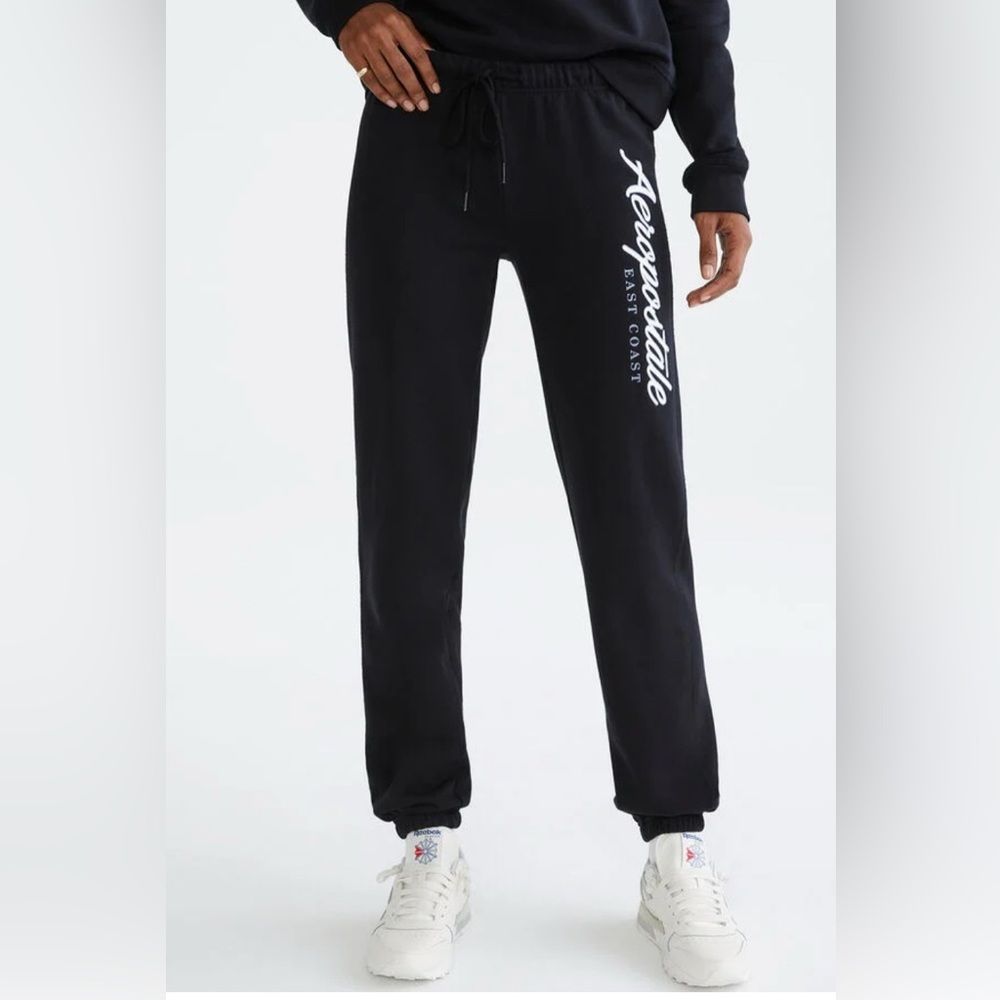 NWT Aeropostale Classic Cinch Joggers